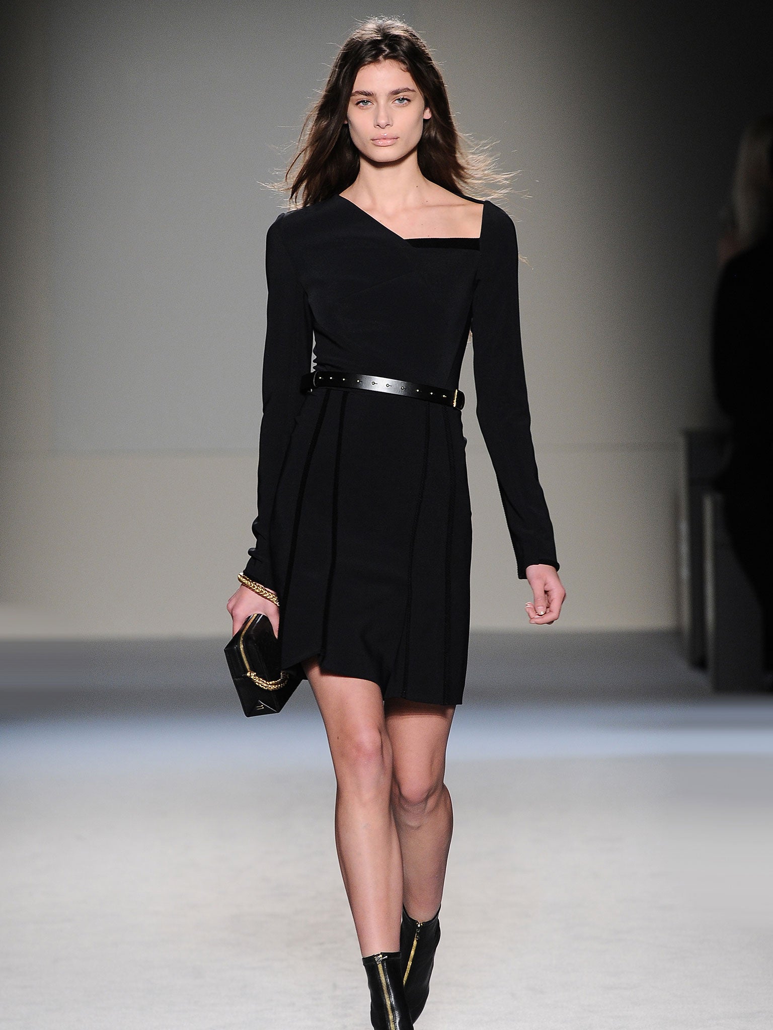 A look from Roland Mouret's autumn/winter 2015 collection