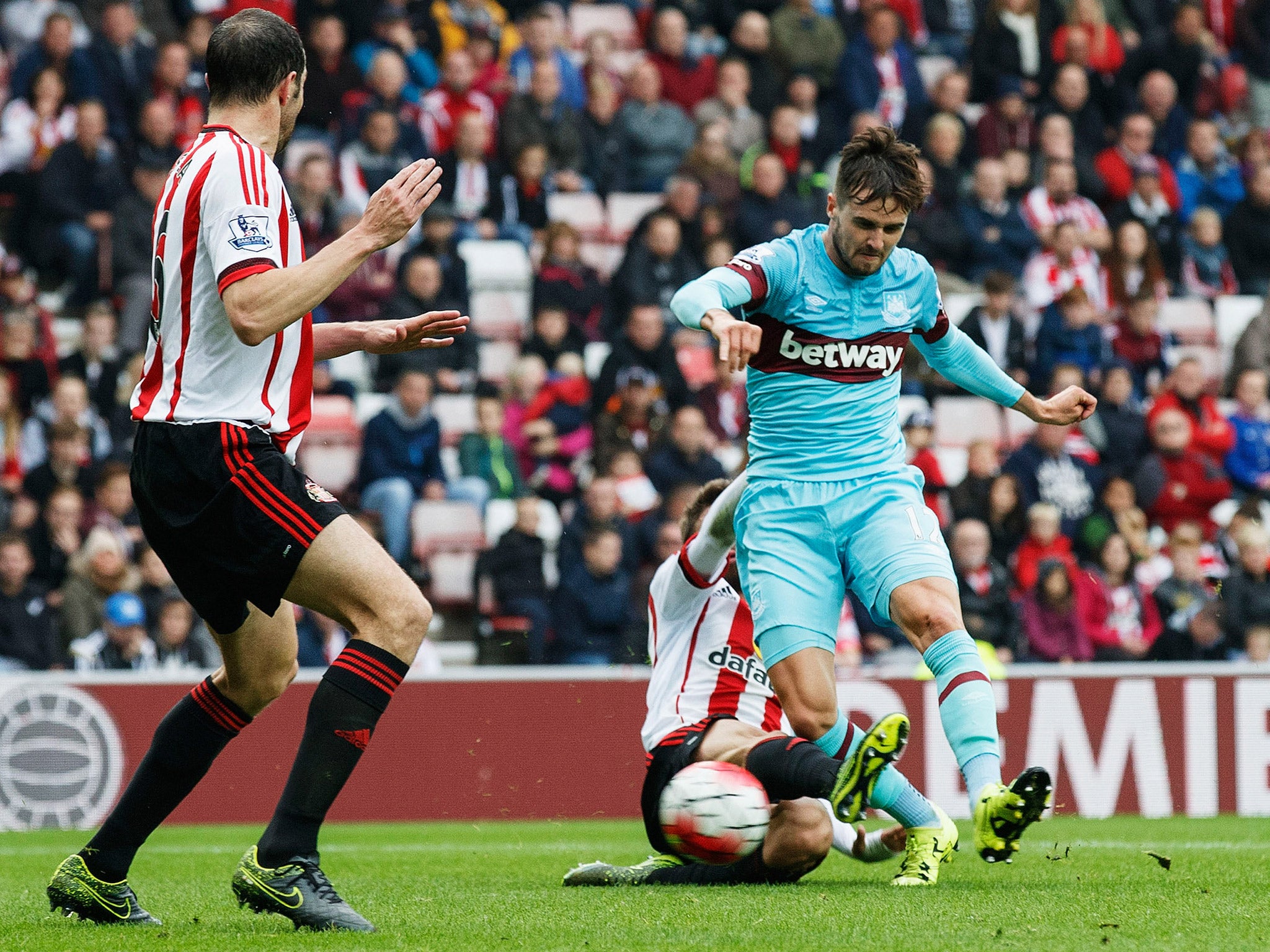 Carl Jenkinson gives West Ham a foothold in the game