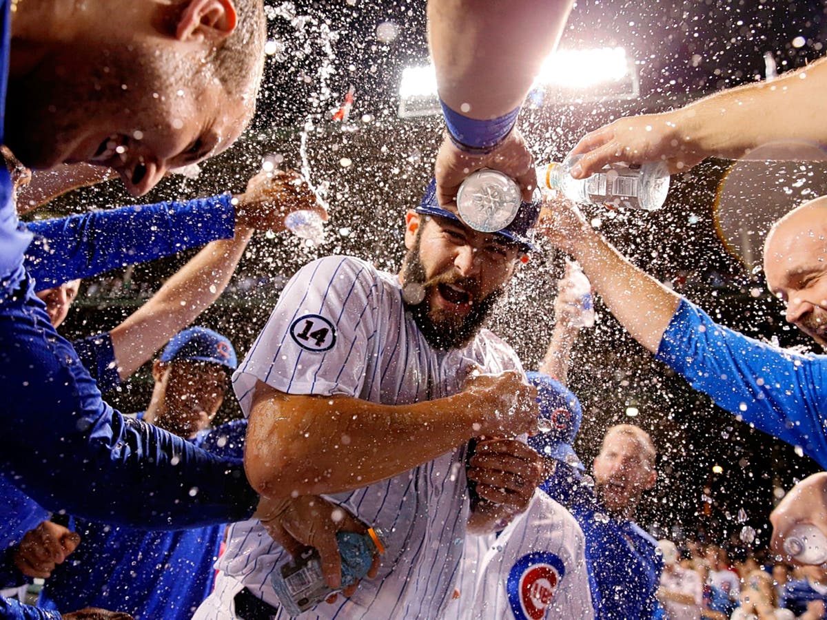 Cubs fans can take photo with World Series trophy when it comes to