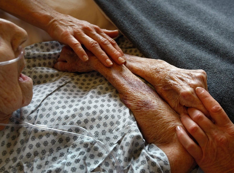 california-passes-law-to-let-terminally-ill-patients-end-their-lives