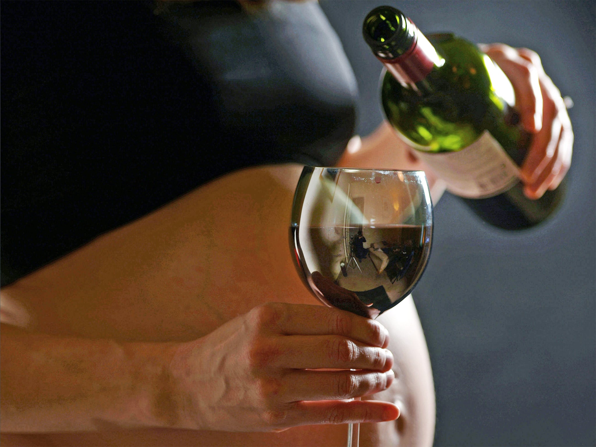 The "only ethical advice that can be given is complete abstinence from alcohol in pregnancy," the experts said