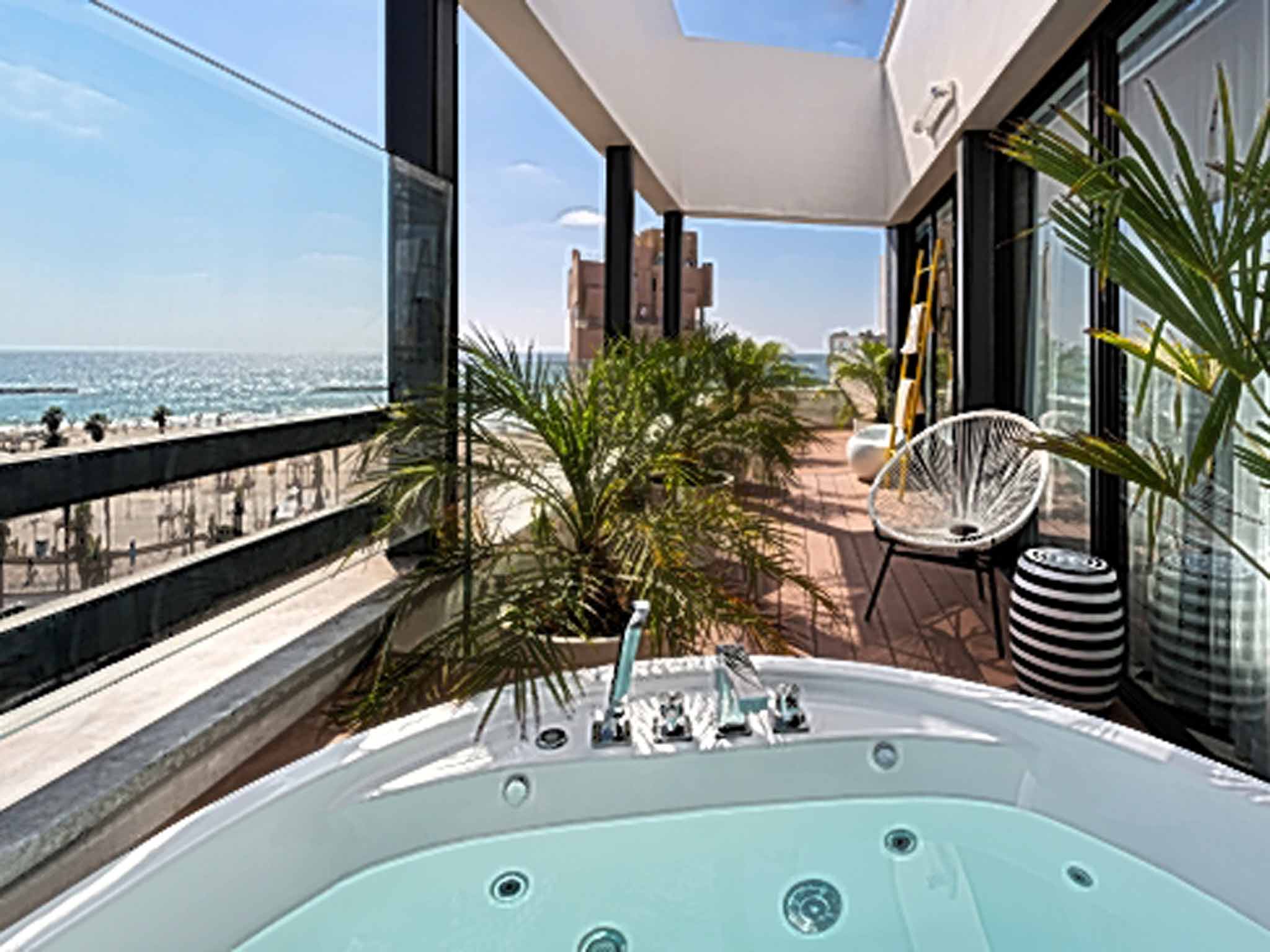 Penthouse hot tub