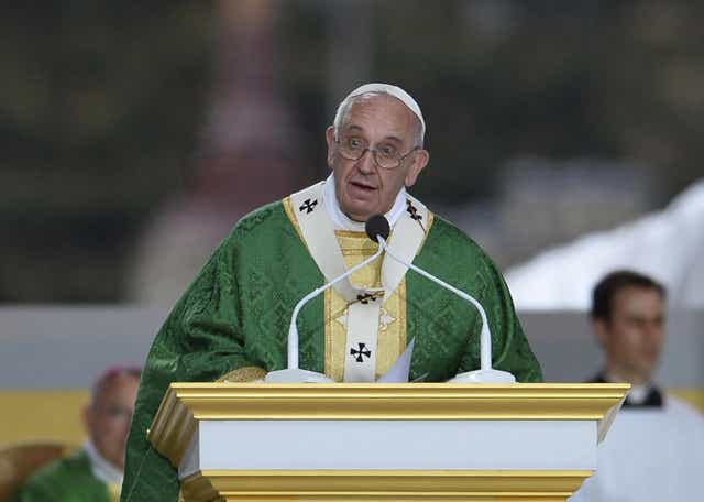 Pope Francis saying mass.