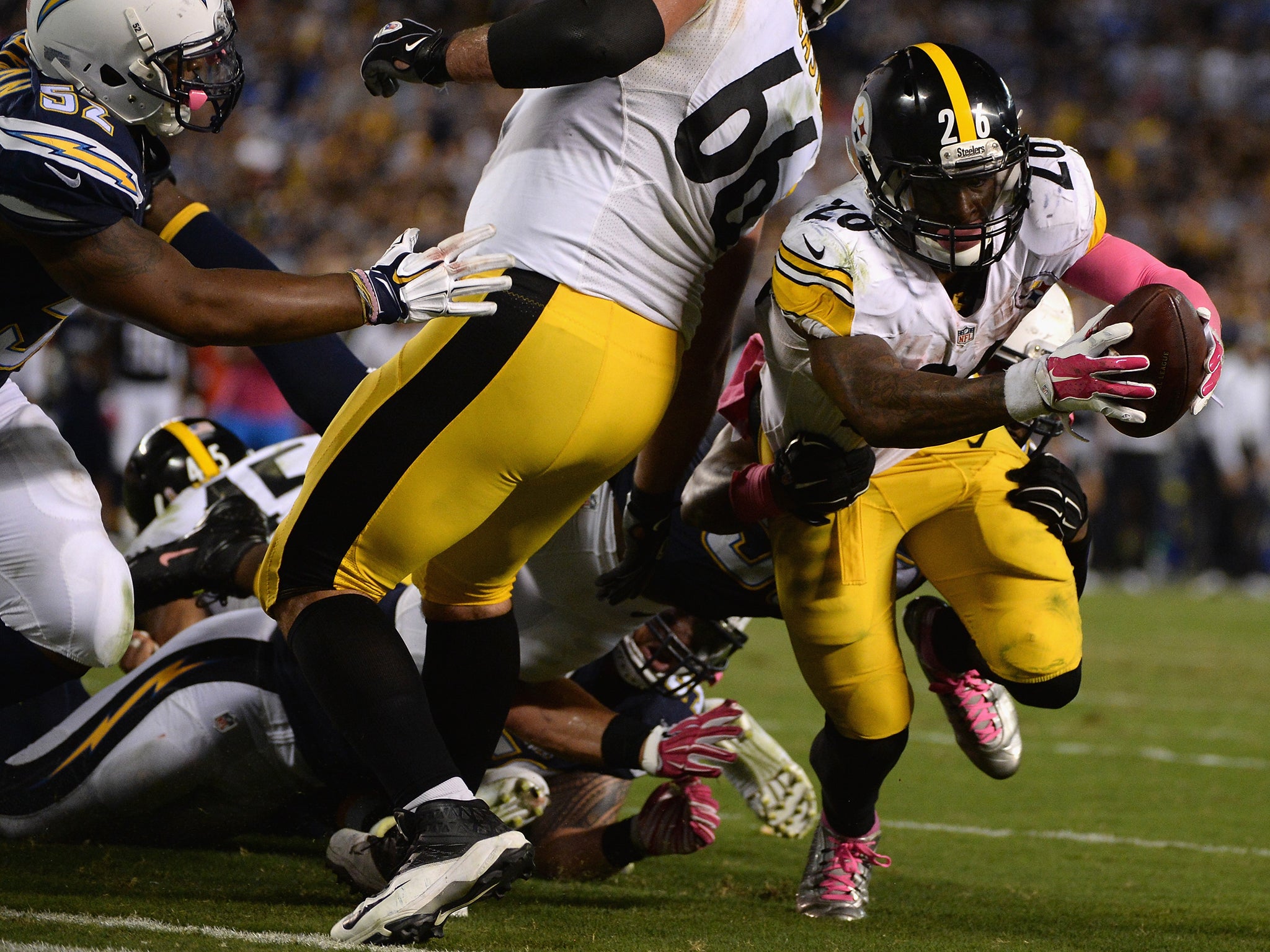 San Diego Chargers vs Pittsburgh Steelers: Le'Veon Bell scores