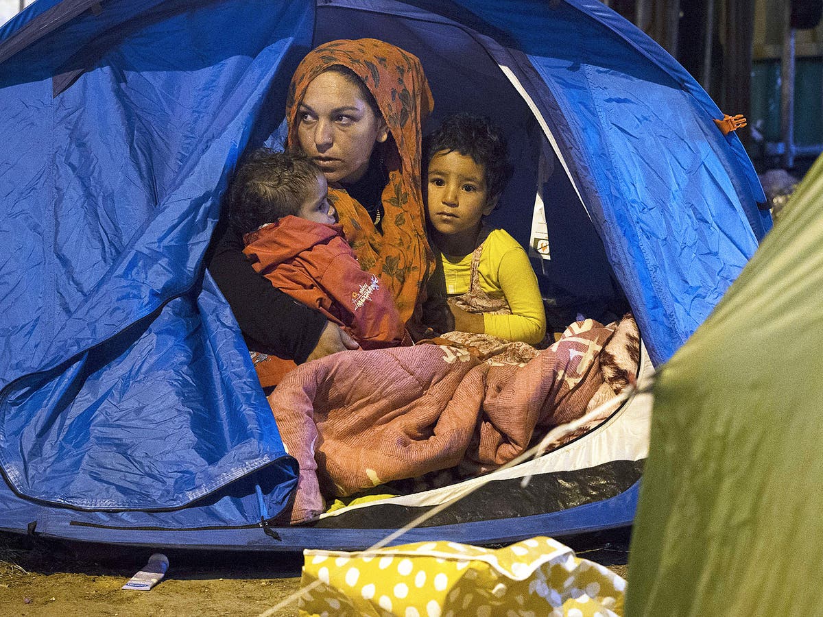 Refugee Crisis: Minister Tasked With Resettling 20,000 Syrian Refugees 