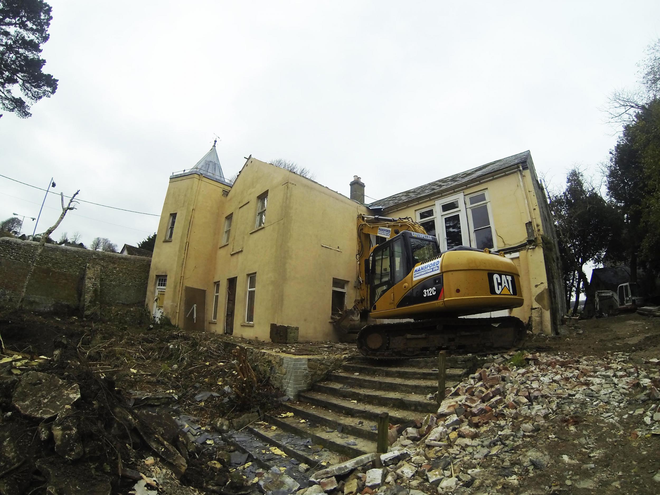 More work on Belmont House in Lyme Regis