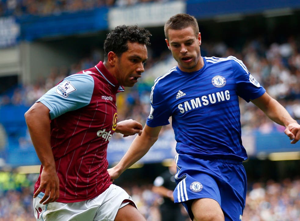 Kieran Richardson and Cesar Azpilicueta match up in last season's Premier League clash at Stamford Bridge
