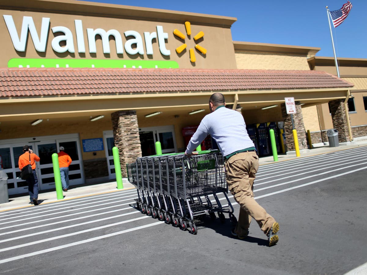 WalMart heirs the Walton family see 11b wiped off their fortune in a