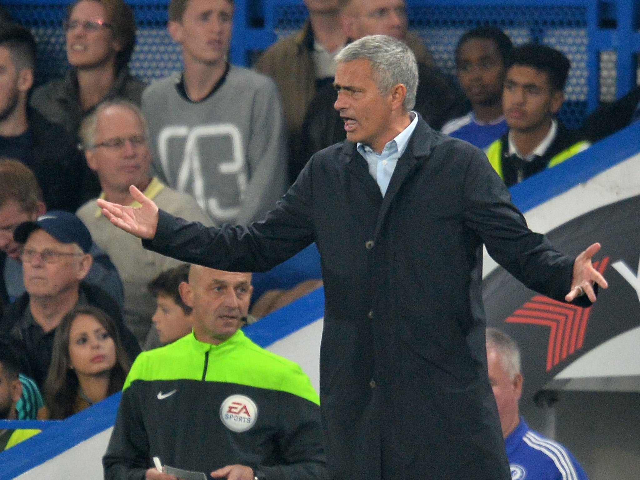 Jose Mourinho reacts on the sideline during Chelsea's 3-1 defeat to Southampton