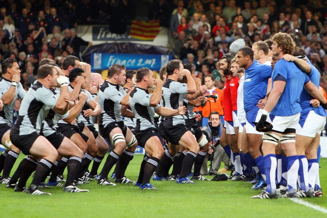 France face the Haka ahead of their 2007 Rugby World Cup quarter-final with New Zealand