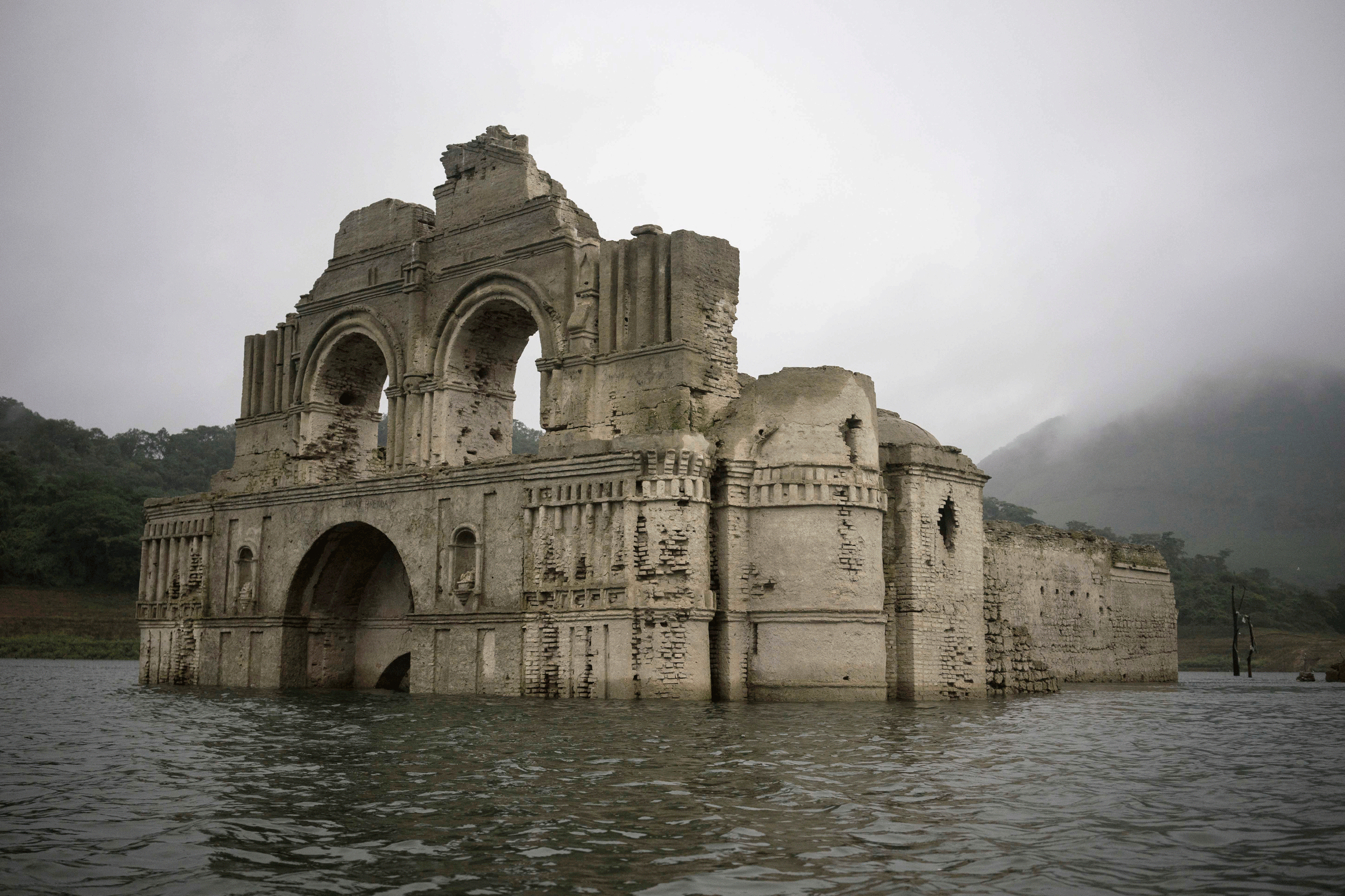 400-year-old church re-emerges from beneath Mexican reservoir | The