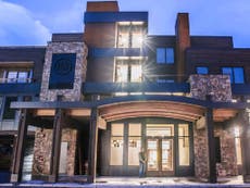 Go through the Hole for lively nightlife at Hotel Jackson in Wyoming 