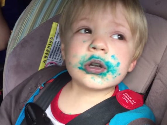 Toddler hilariously denies eating cupcake