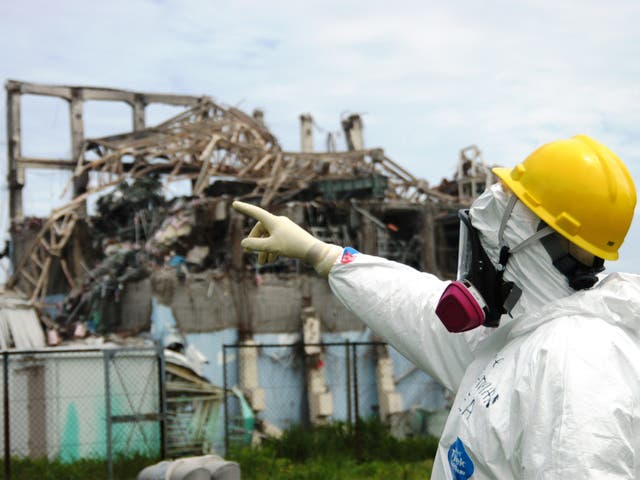 Mike Weightman, a fact-finding team leader at the IAEA, inspects reactor unit 3 at the Fukushima Daiichi nuclear plant in May 2011