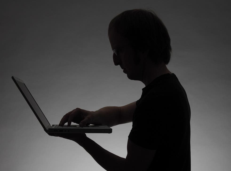 Online paedophiles could be polite but move quickly researchers found
