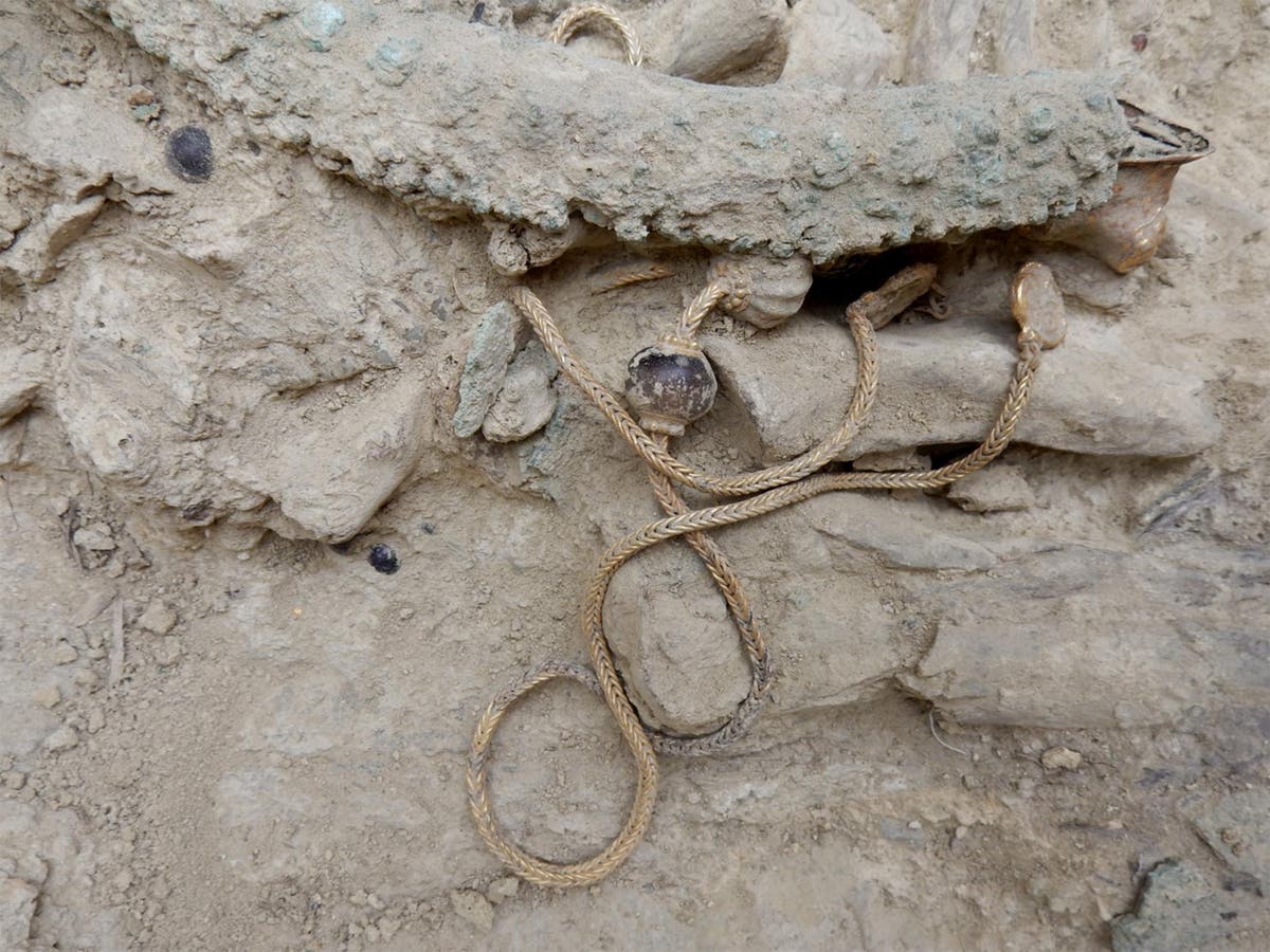 Discovery of hidden 3,500 year old warrior grave stuffed with treasure could re-write ancient Greek history | The Independent | The Independent