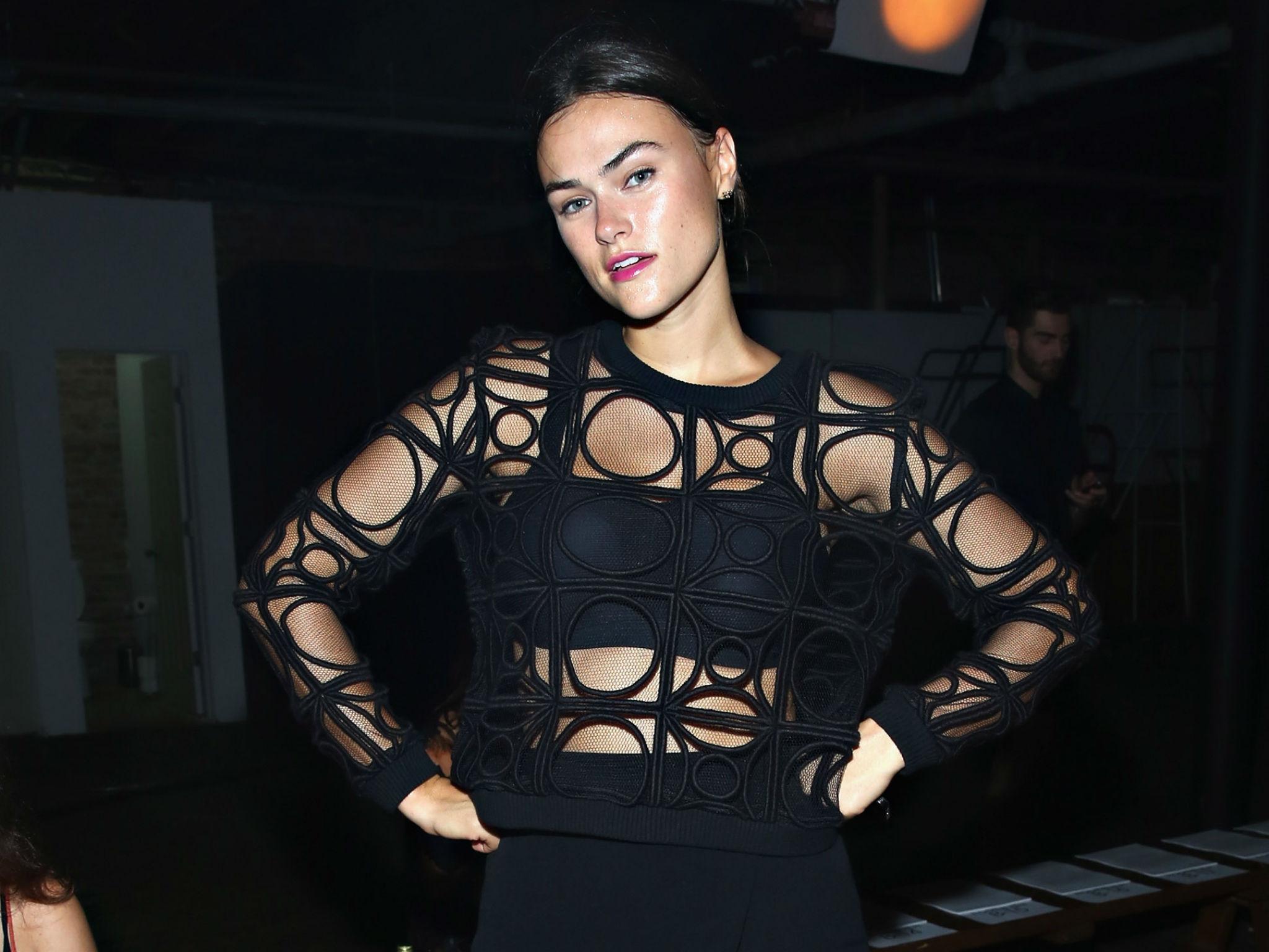 Calvin Klein Model Myla Dalbesio is Considered Plus-Size — And It's the  Most Ridiculous Thing We've Ever Heard - Life & Style