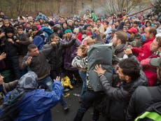 Syrian and Iraqi refugees clash with Afghans near Slovenian border