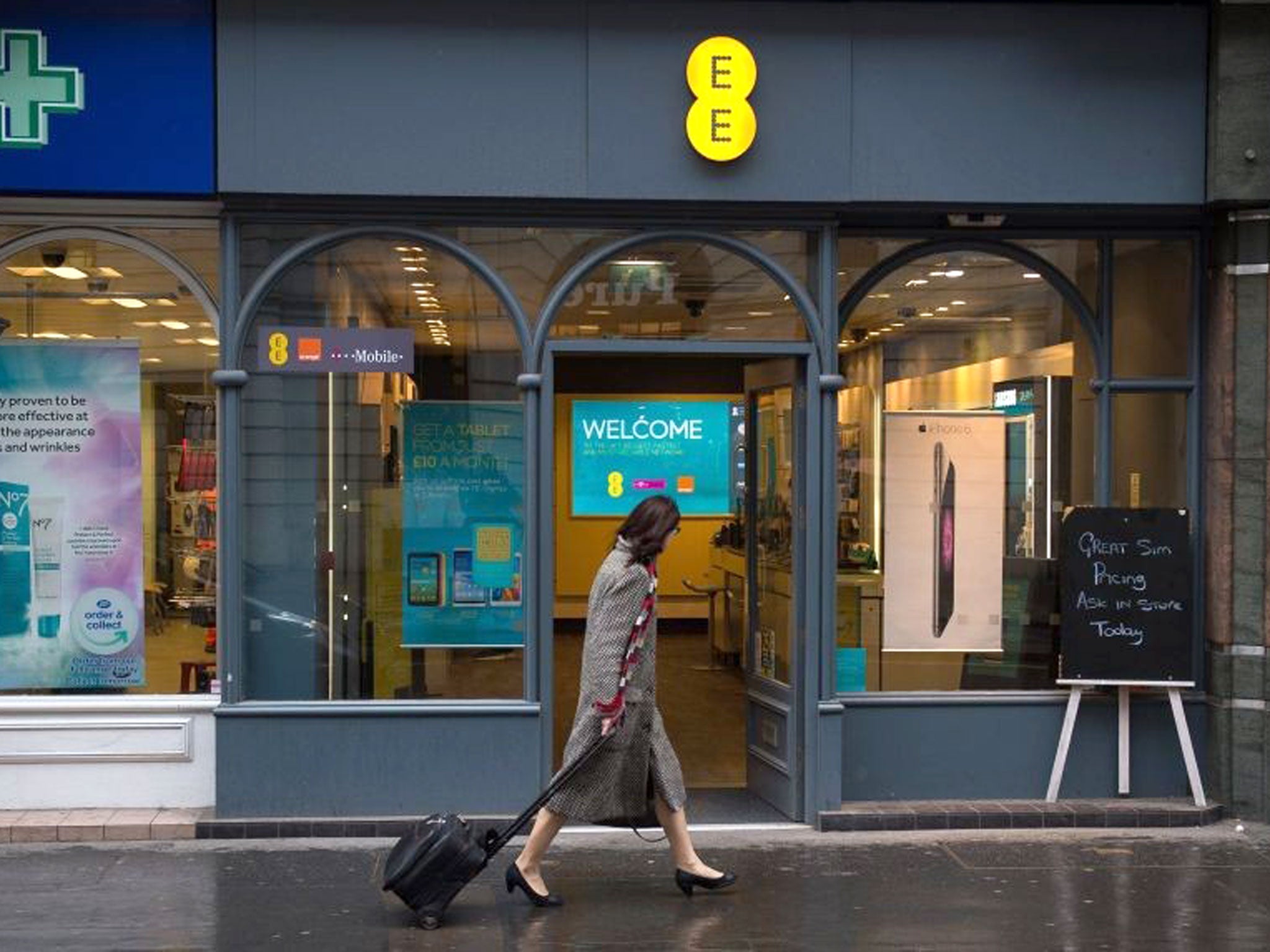 Customers of the phone giant EE had mixed fortunes after encountering unexpected problems