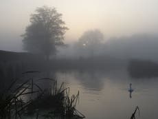 UK fog to clear, paving way for possible record-breaking November day