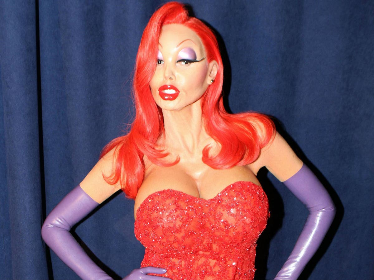 Heidi Klum's amazing Jessica Rabbit costume took nine hours, prosthetic  make-up and a luxury fashion designer | The Independent | The Independent