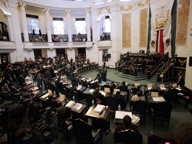 Legislators discuss proposals in Mexico City