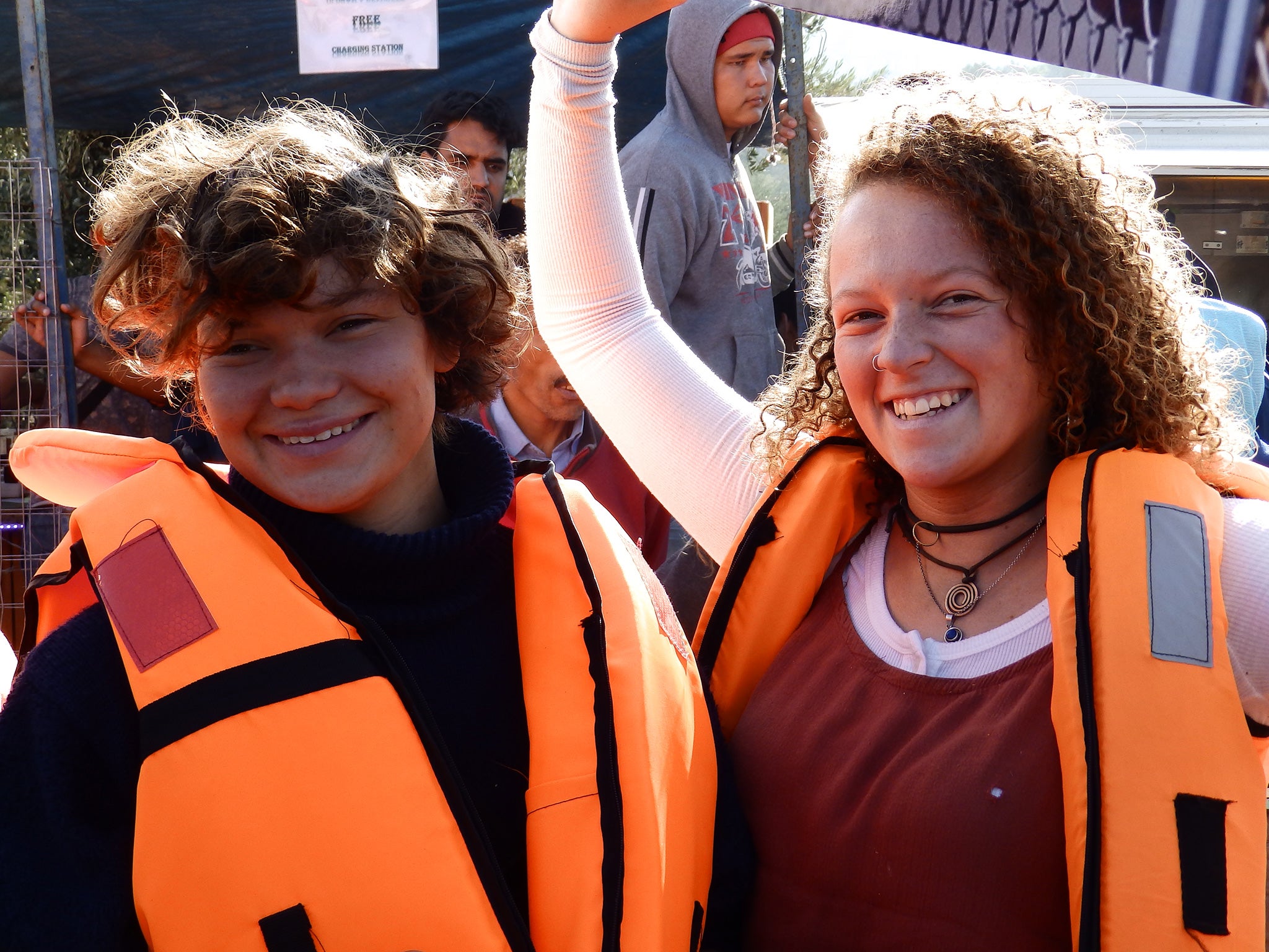 Aid workers Annie Risner, 18, left and Ruby Brookman Prins, 19, right