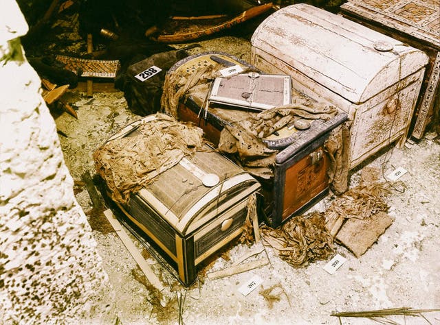 Chests inside the treasury, ca.1923. Image courtesy of Griffith Institute, University of Oxford, colourised by Dynamichrome