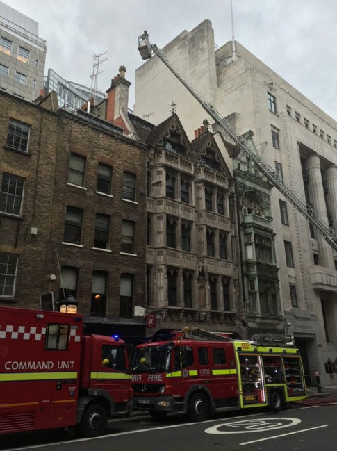 A fire broke out at a flat above a famous Fleet Street pub