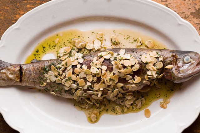 Trout with almonds is a classic that is easy to make at home