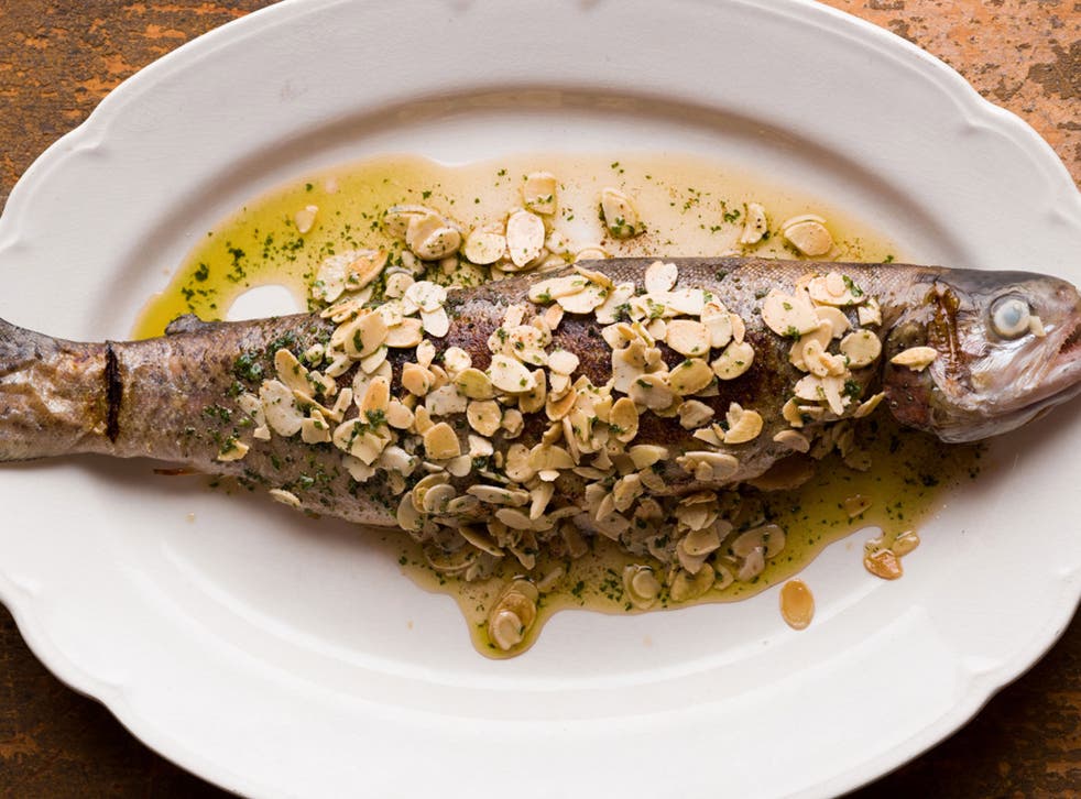 Trout with almonds is a classic that is easy to make at home