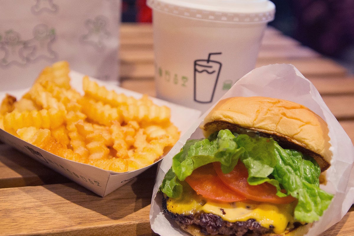Why Shake Shack, Sweetgreen and Cava are flashing warning lights for the US economy