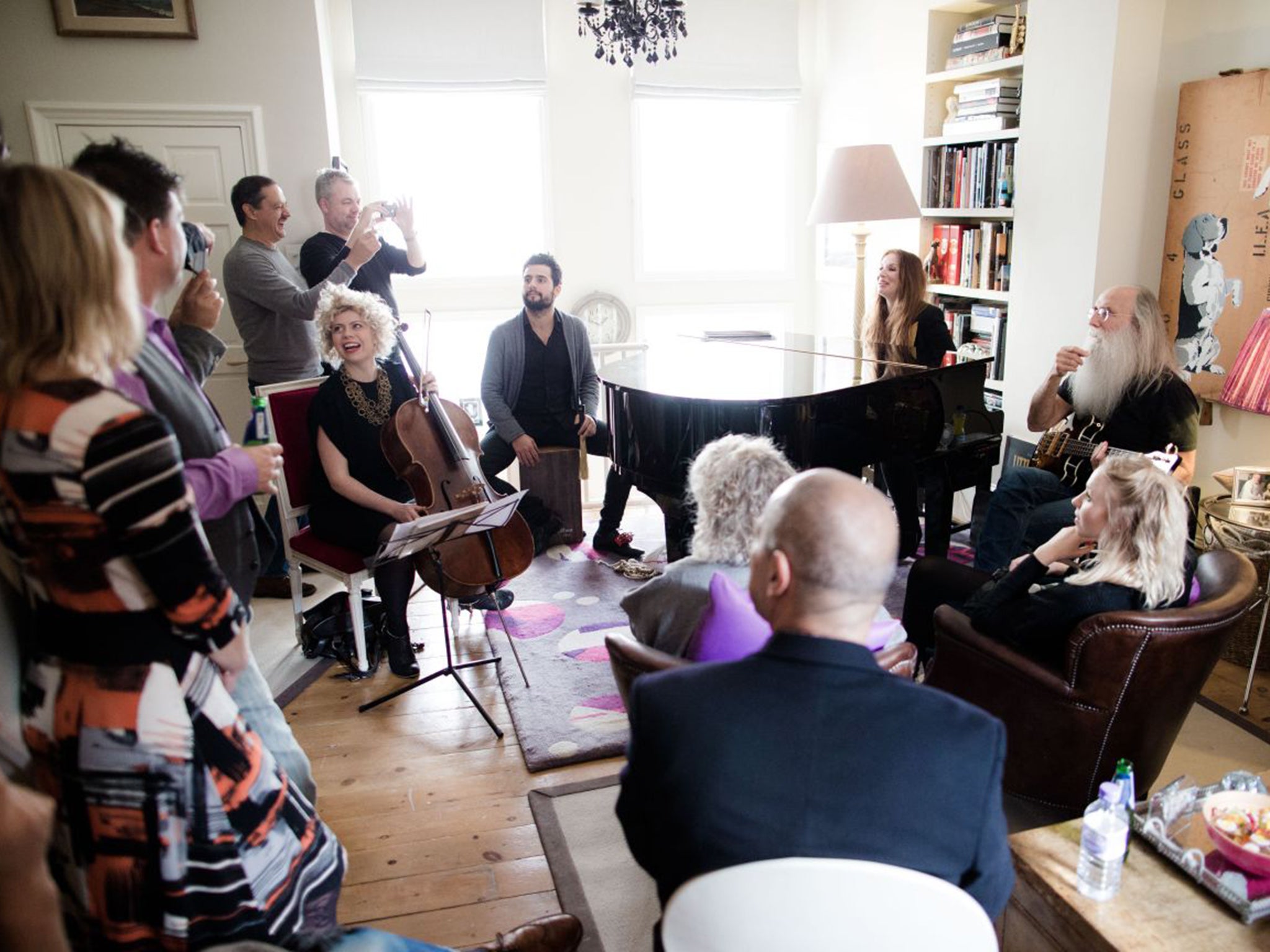 Make yourselves at home: Judith Owen performs in her front room in Notting Hill
