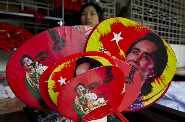 Ms Suu Kyi has said she will be "above the president" if her party forms the next government