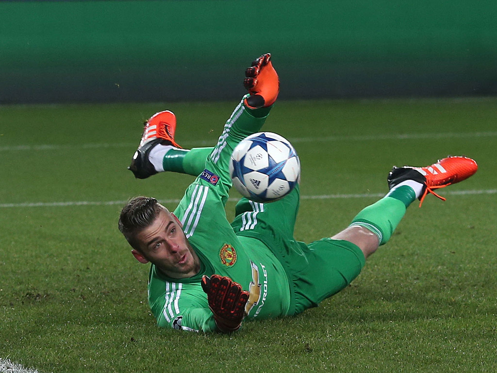 Manchester United goalkeeper David De Gea could be targeted by Real Madrid again in the summer