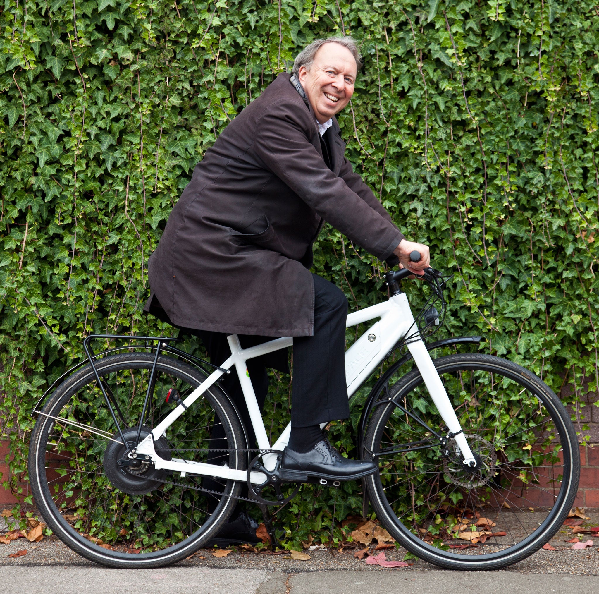 Steve Richards opted for a ready-made electric bike, an ex-display Easy model by the German maker Grace