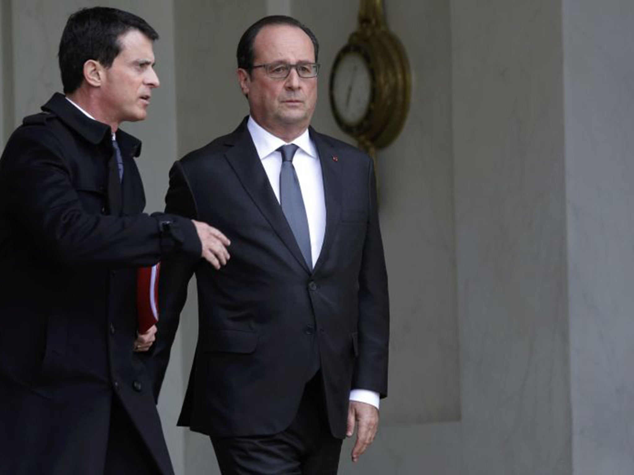 Francois Hollande has promised to close France's borders