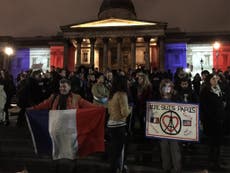 Thousands attend vigil in Trafalgar Square following Paris attacks