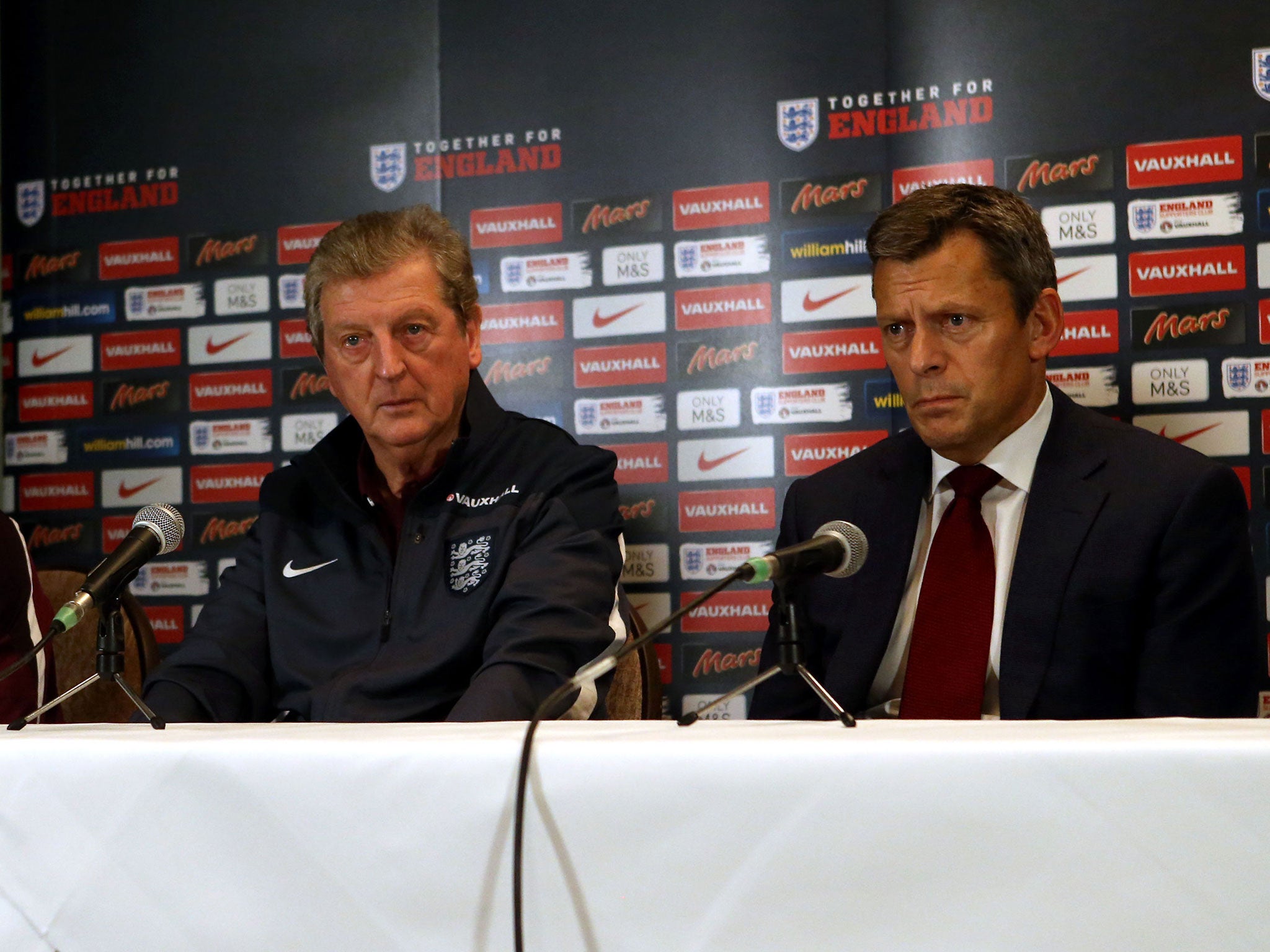 England manager Roy Hodgson (L) and FA chief executive Martin Glenn at a press conference