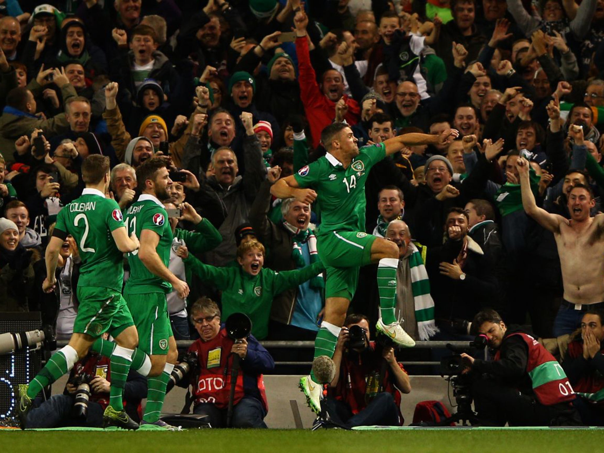 Jonathan Walters celebrates after giving Ireland the lead