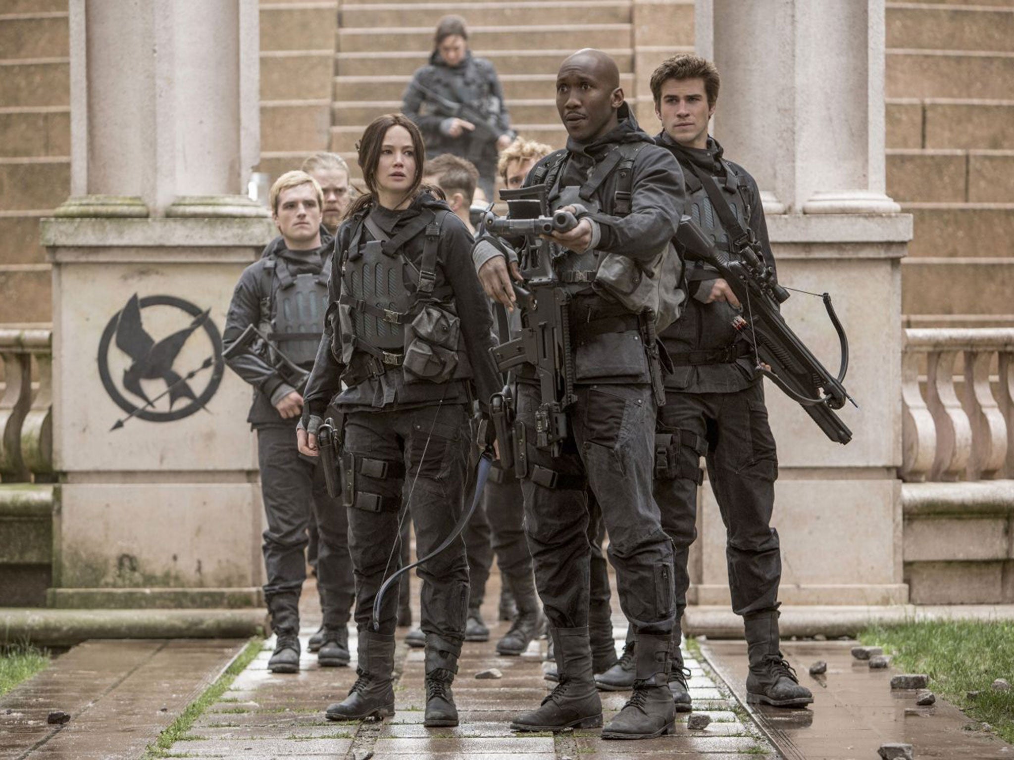 Together with Gale (Liam Hemsworth), Finnick (Sam Claflin) and other allies, Katniss ventures to the Capitol