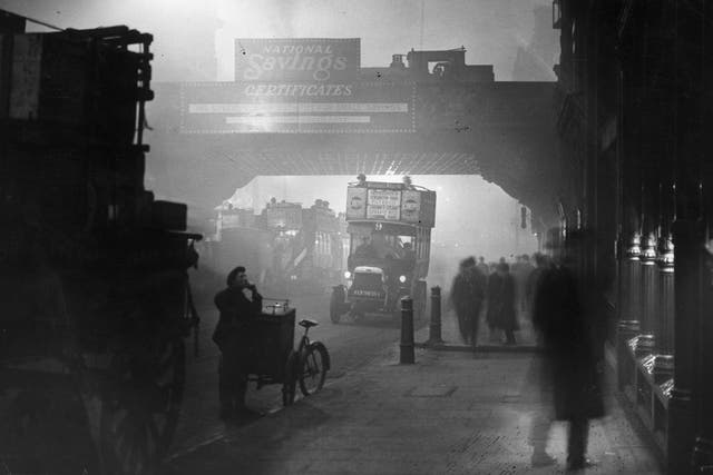 November 1922:  Fog at Ludgate Circus, London