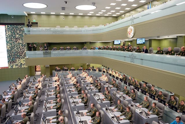 Putin gave a briefing in Russian Ministry of Defense's brand new control center this week