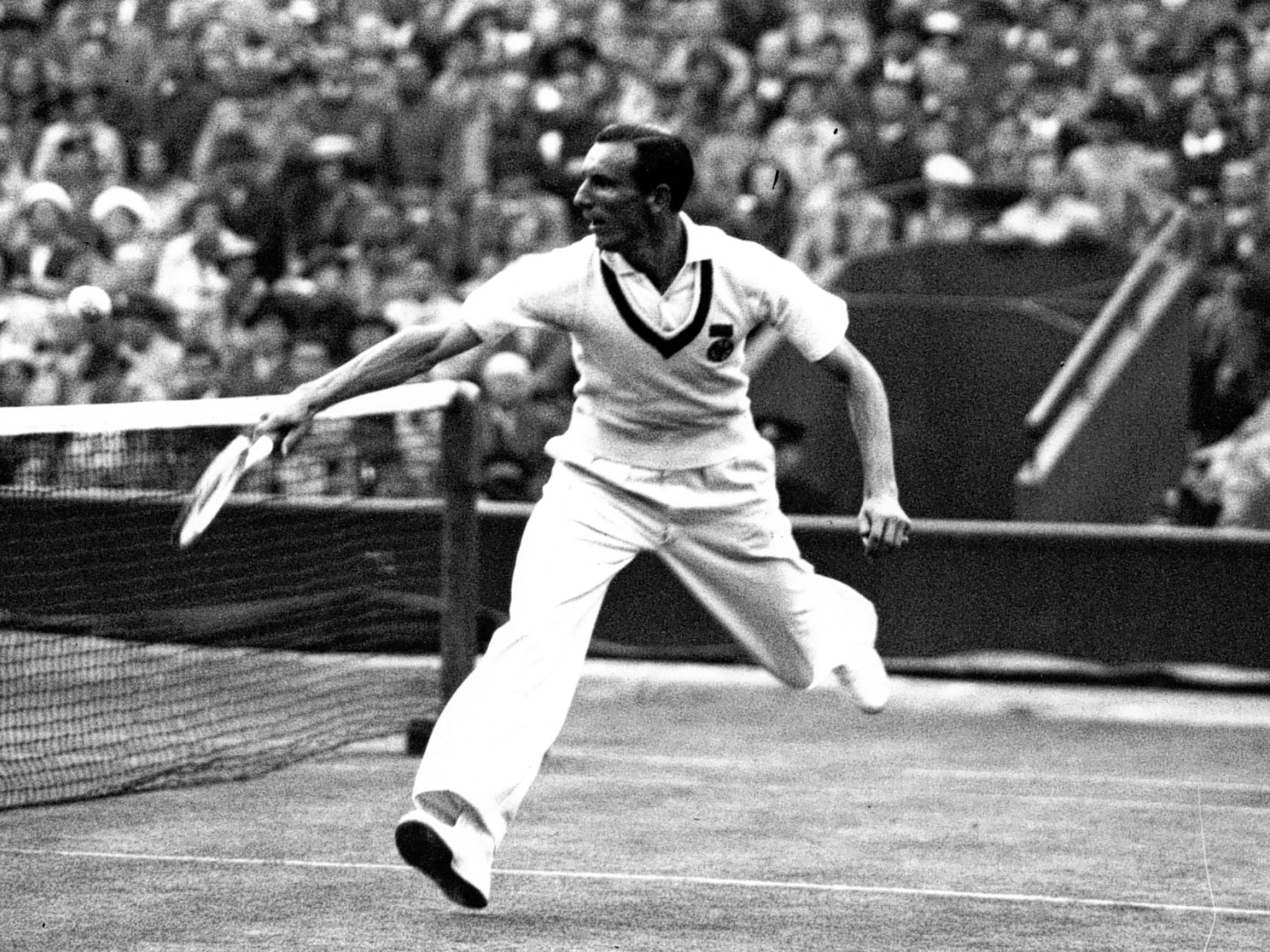 Fred Perry in action against Jack Crawford on Wimbledon’s Centre Court