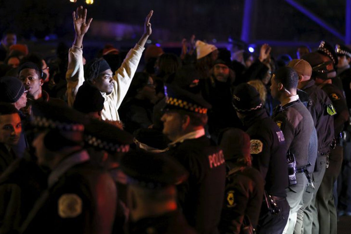 Laquan McDonald: Video of Chicago police shooting dead black teenager brings protests and echoes of Ferguson