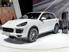 Porsche Cayenne S E-Hybrid: Luxury performance cars vs polar bears