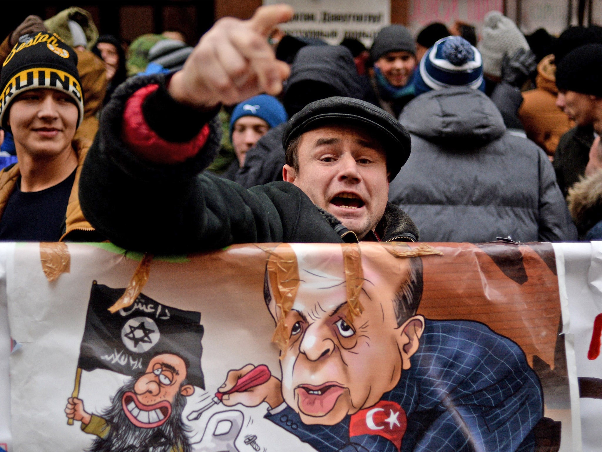 A protest in front of the Turkish embassy in Moscow (Getty)