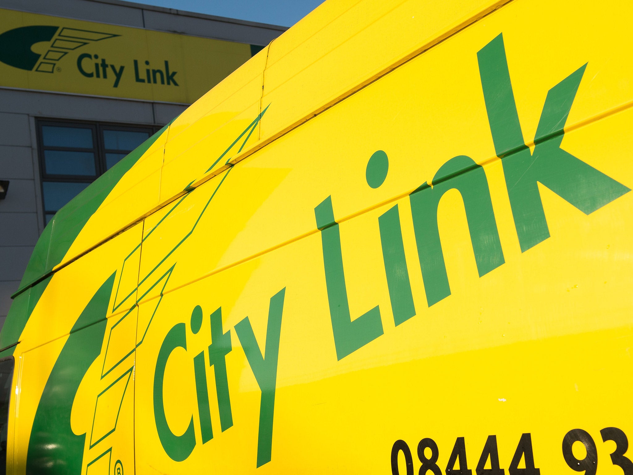 City Link's 1,000 self-employed van drivers are likely to miss out on any redundancy payments