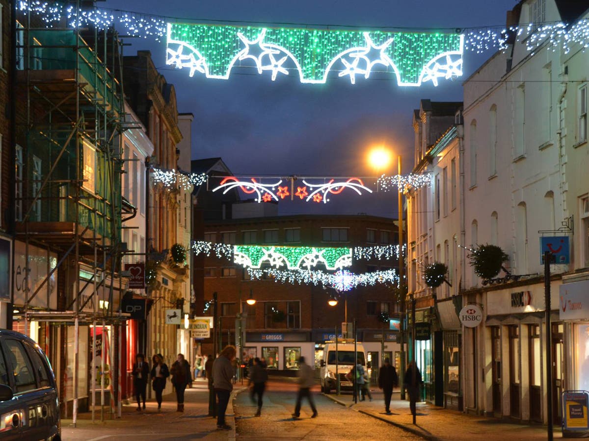 Tiverton Christmas lights Devon display 'looks like pants' The