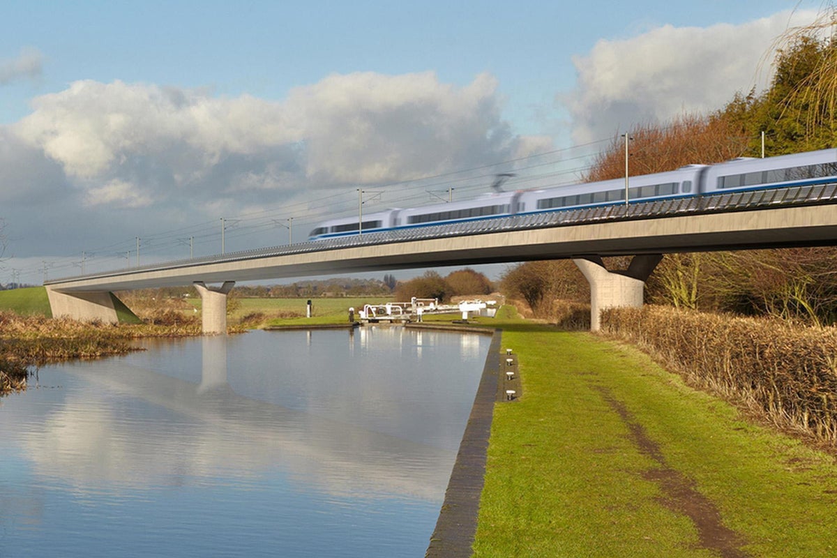 Government unveils preferred northern route for HS2